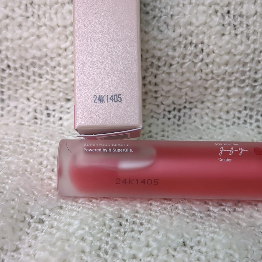 Yensa Luxe Lip Oil in Pink Shine, 6ml/0.20fl oz